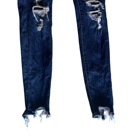 American Eagle Ripped Ne(x)t Level Strech Jeans (Women's 2) Chic Fashion Pants - Picture 7 of 15